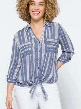 Fortune & Ivy Blake Tie Front
Blue & White Striped Blouse Sz
Large Rayon Soft